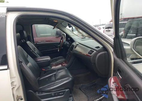 2007 Cadillac Escalade Esv Standard из США, поврежденный, VIN 1GYFK66847R416492